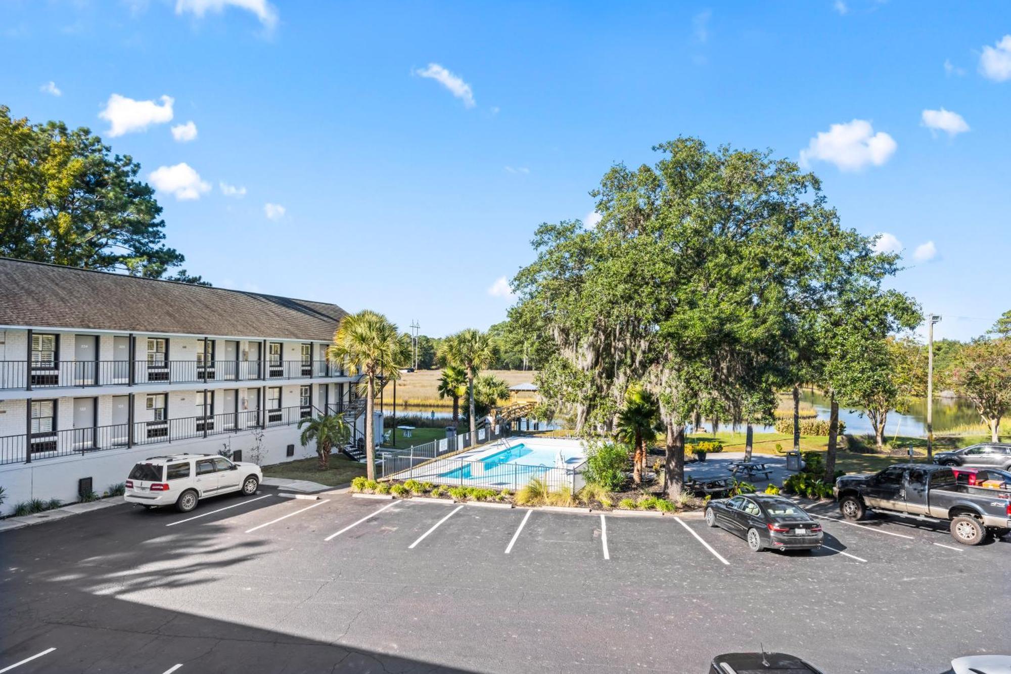 Creekside Lands Inn Charleston Buitenkant foto